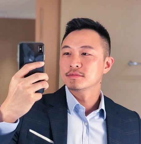 残痕的第一张照片--香港残疾人相亲网