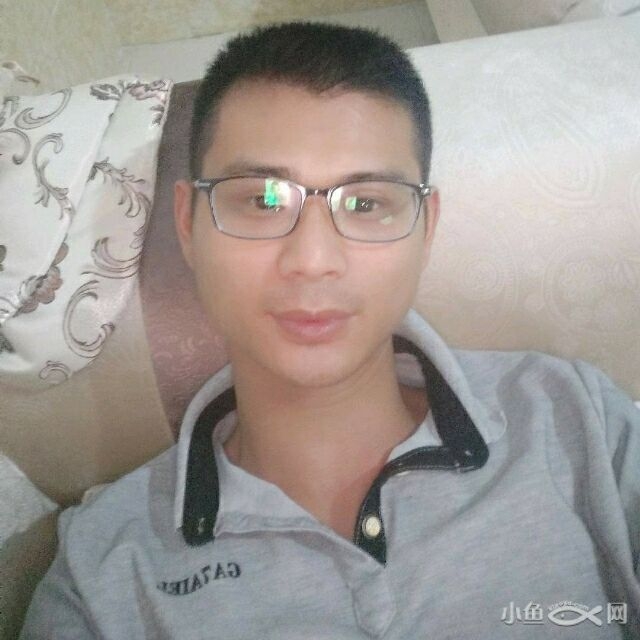 对酒醉红颜的第二张照片--香港残疾人相亲网