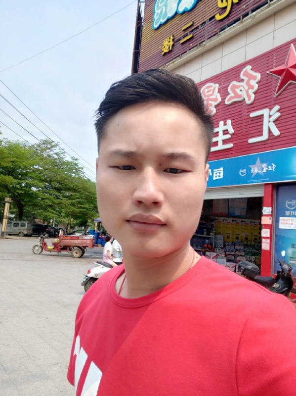 刘振军的第一张照片--香港残疾人相亲网