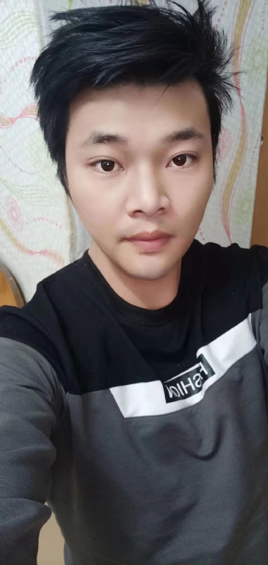 王冰的第一张照片--香港残疾人相亲网