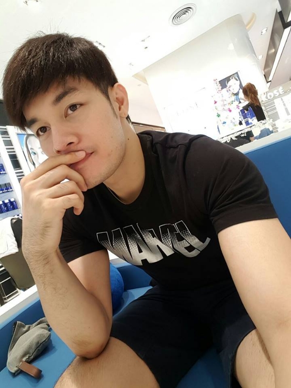 张枫的第一张照片--香港残疾人相亲网