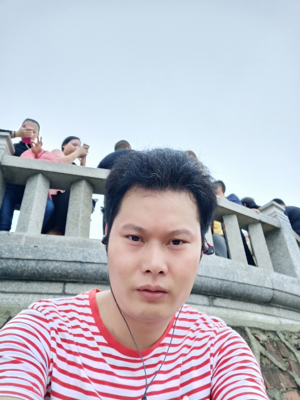 hαⅰ的第一张照片--香港残疾人相亲网