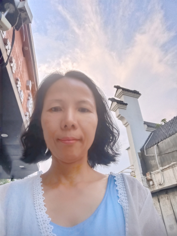 吴敌的第一张照片--香港残疾人相亲网