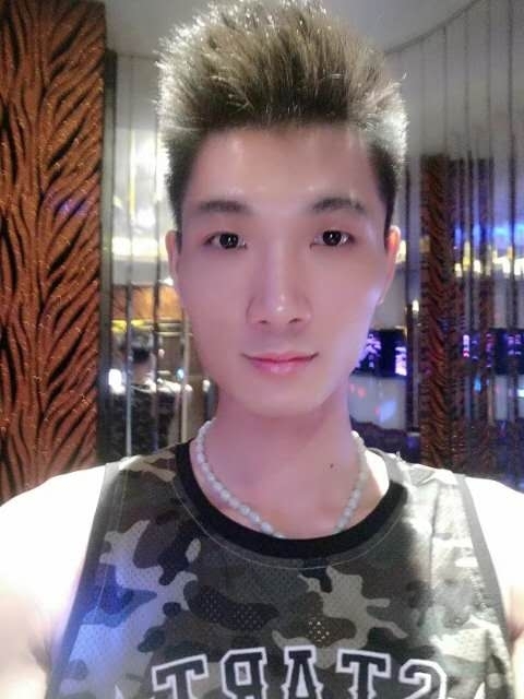 人生如戏的第一张照片--香港残疾人相亲网