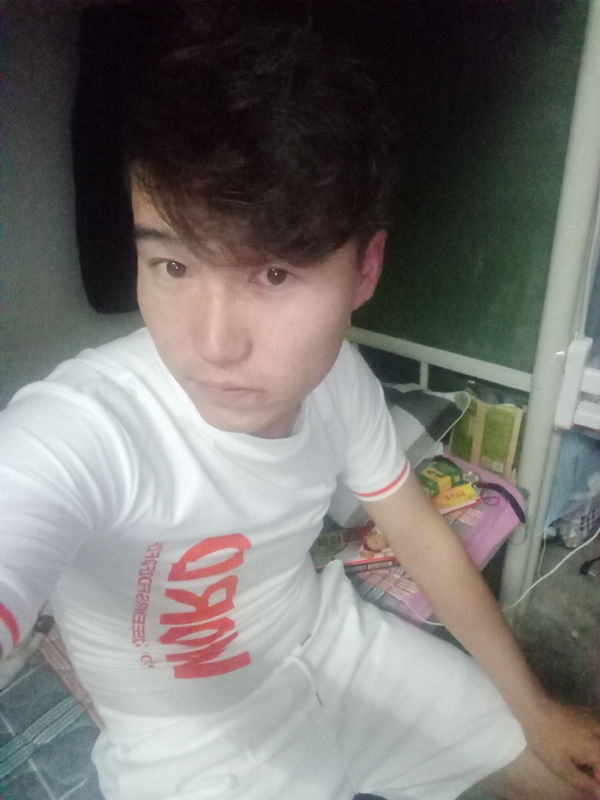 再回首的第一张照片--香港残疾人相亲网