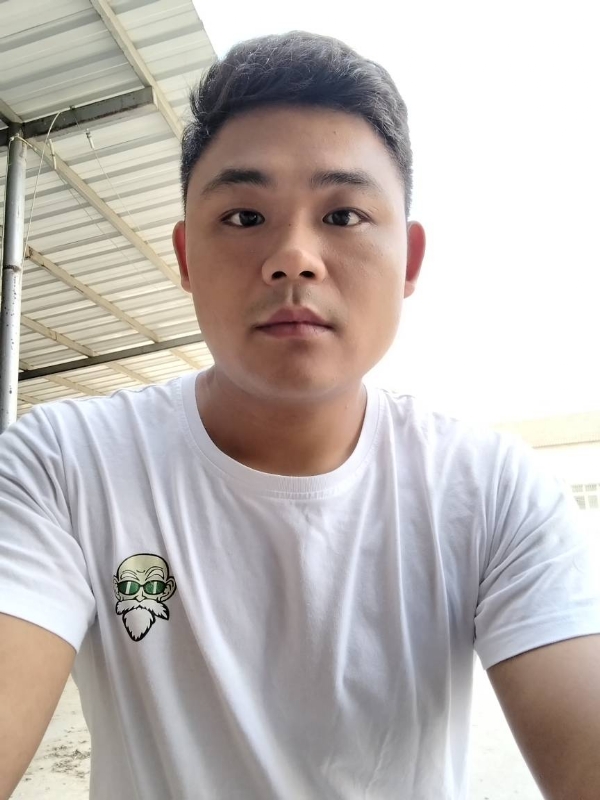 高大威武的第一张照片--香港残疾人相亲网
