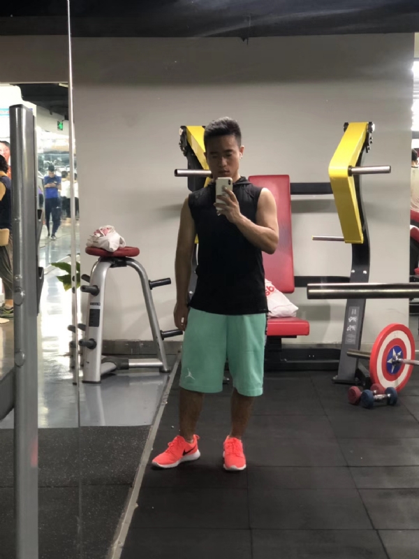随心所欲的第一张照片--香港残疾人相亲网