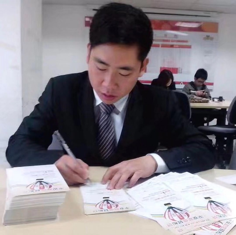 逆風飛揚的第一张照片--香港残疾人相亲网