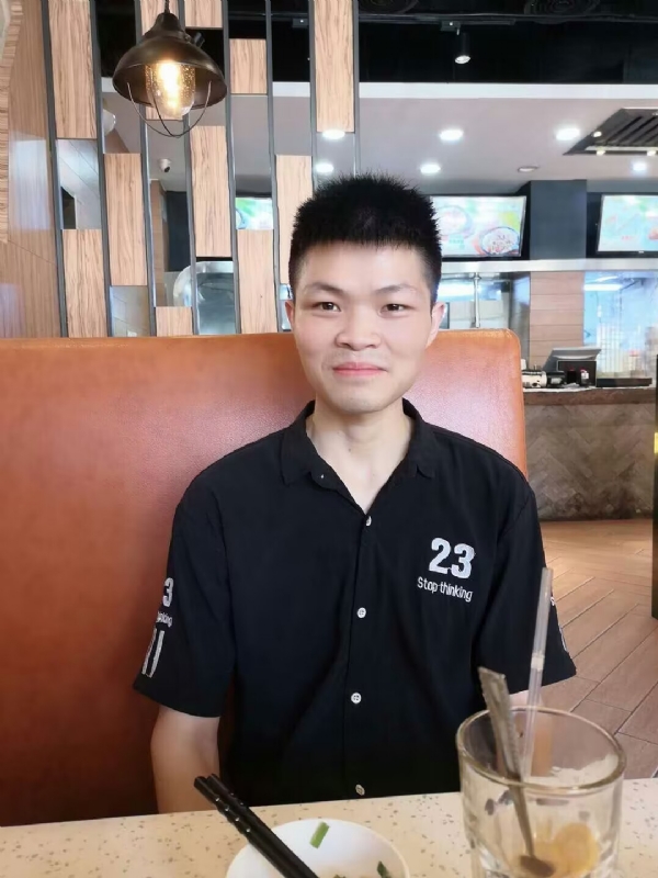 Mickey的第一张照片--香港残疾人相亲网