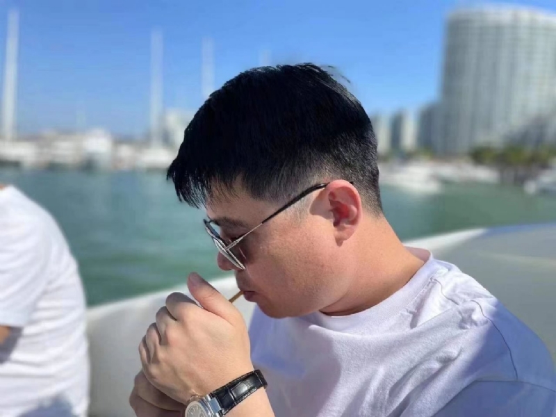 魔盒的第二张照片--香港残疾人相亲网