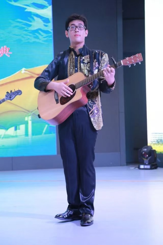 一叶知秋ZG的第一张照片--香港残疾人相亲网